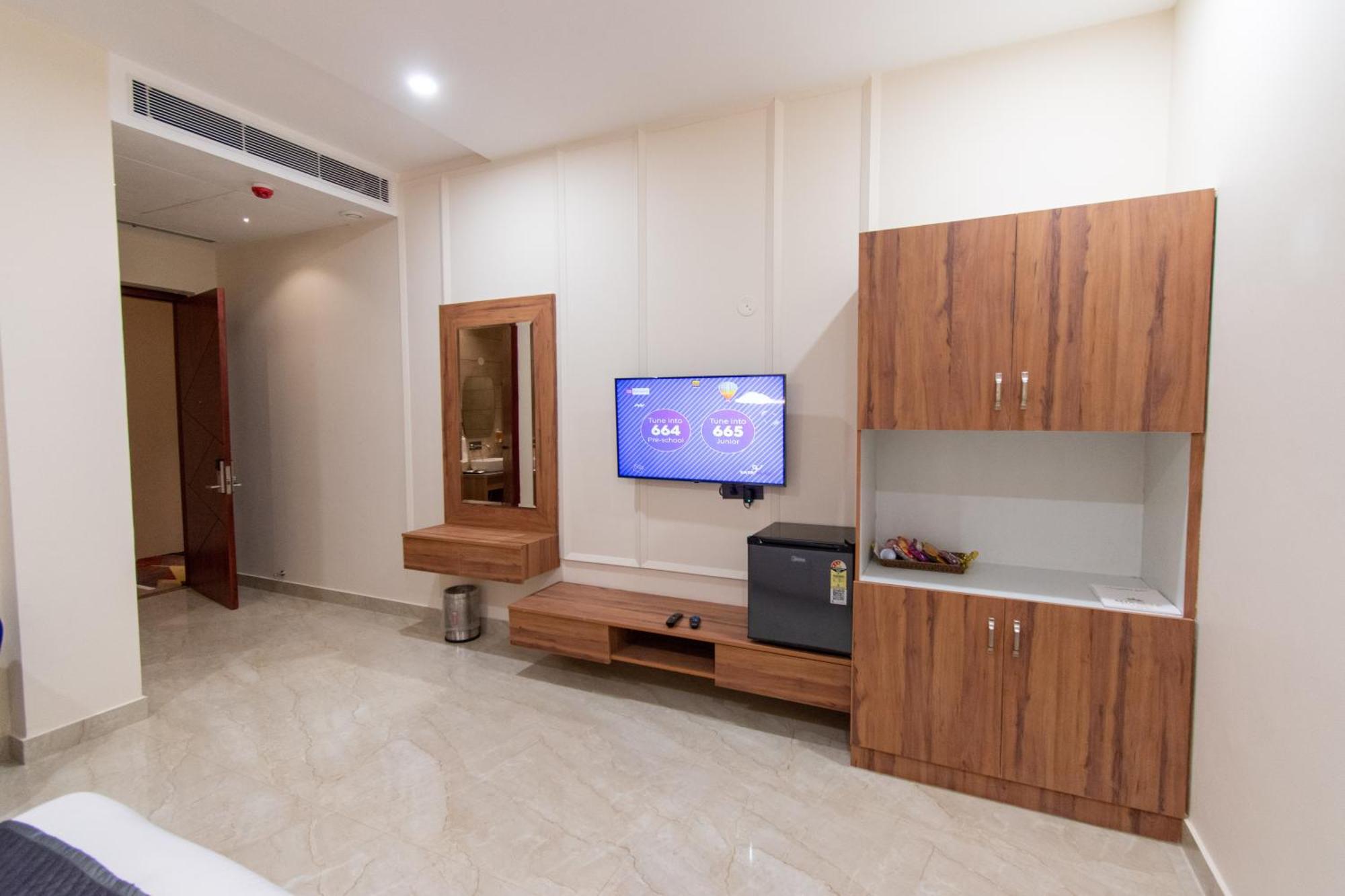 Hotel Miracle Resort Phagwāra Zewnętrze zdjęcie