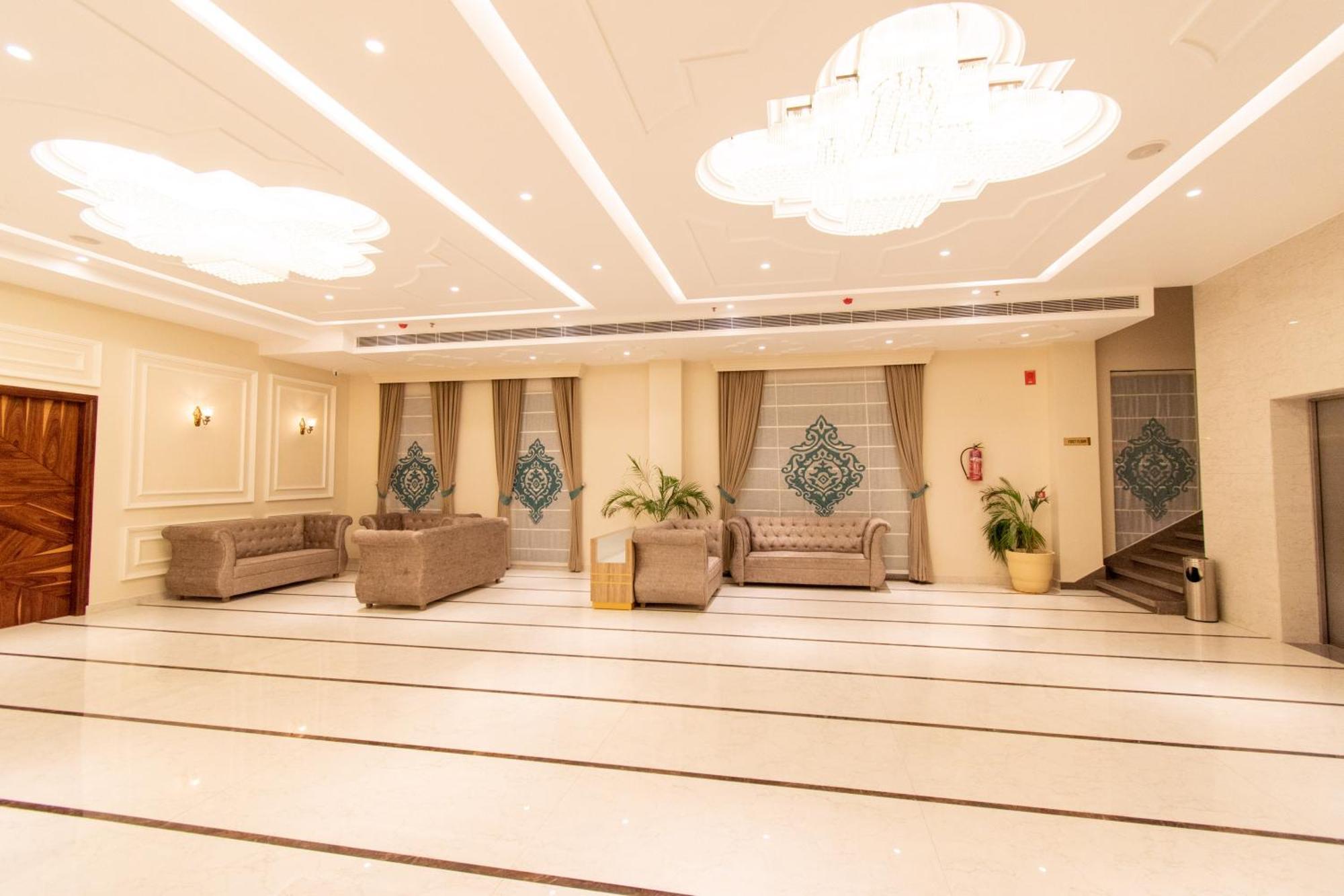 Hotel Miracle Resort Phagwāra Zewnętrze zdjęcie